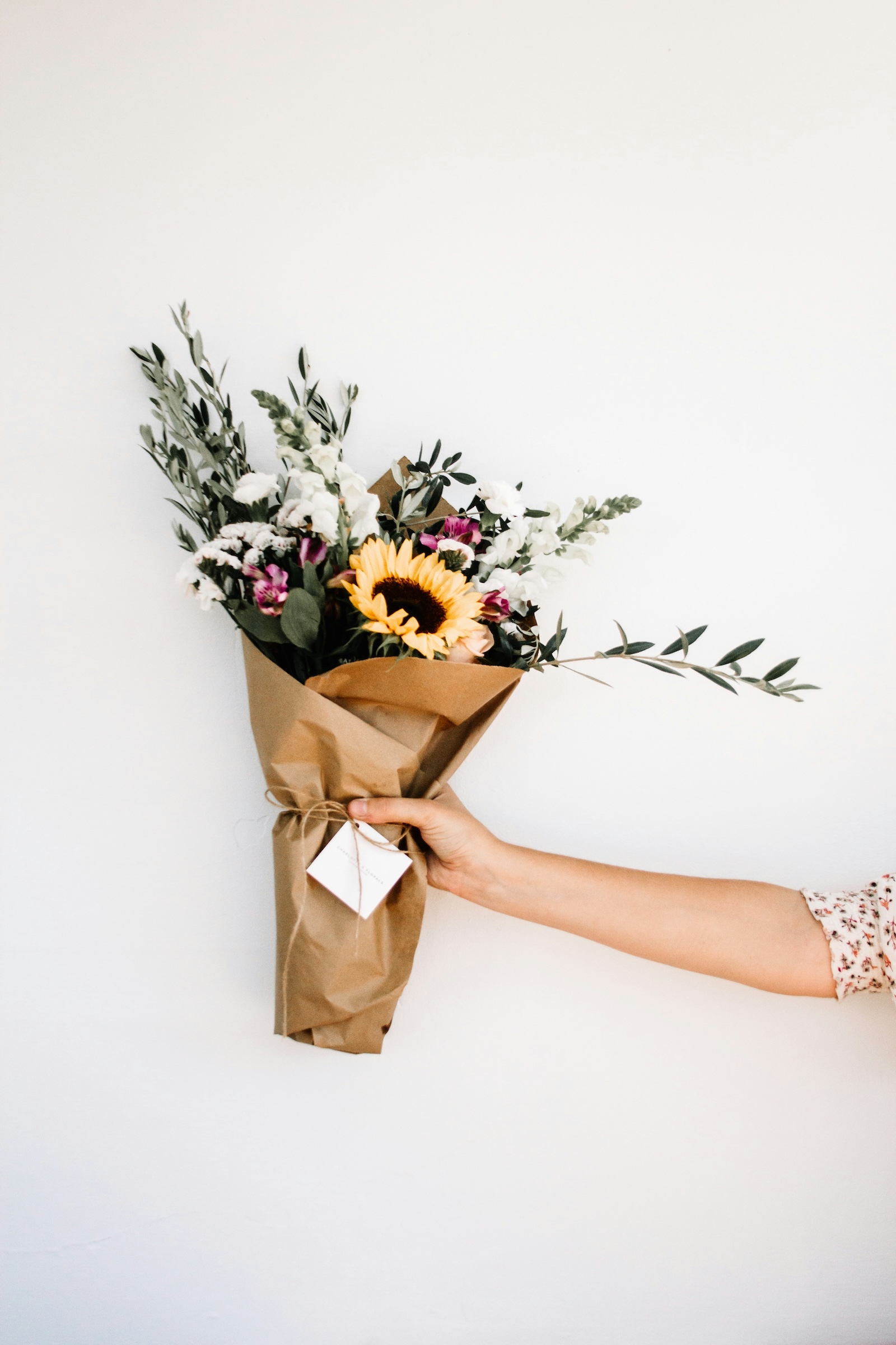 Portrait de Marie, la fleuriste de Fleur de Lune